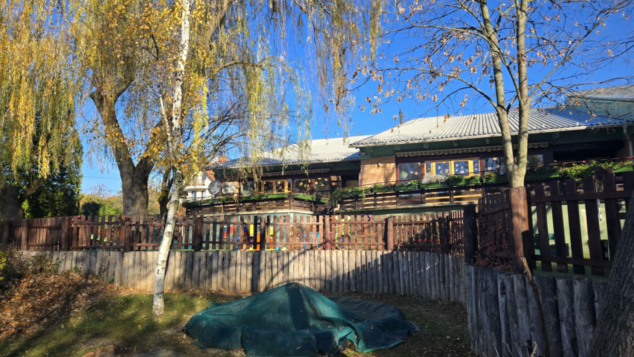 Kolozsvár utcai épület